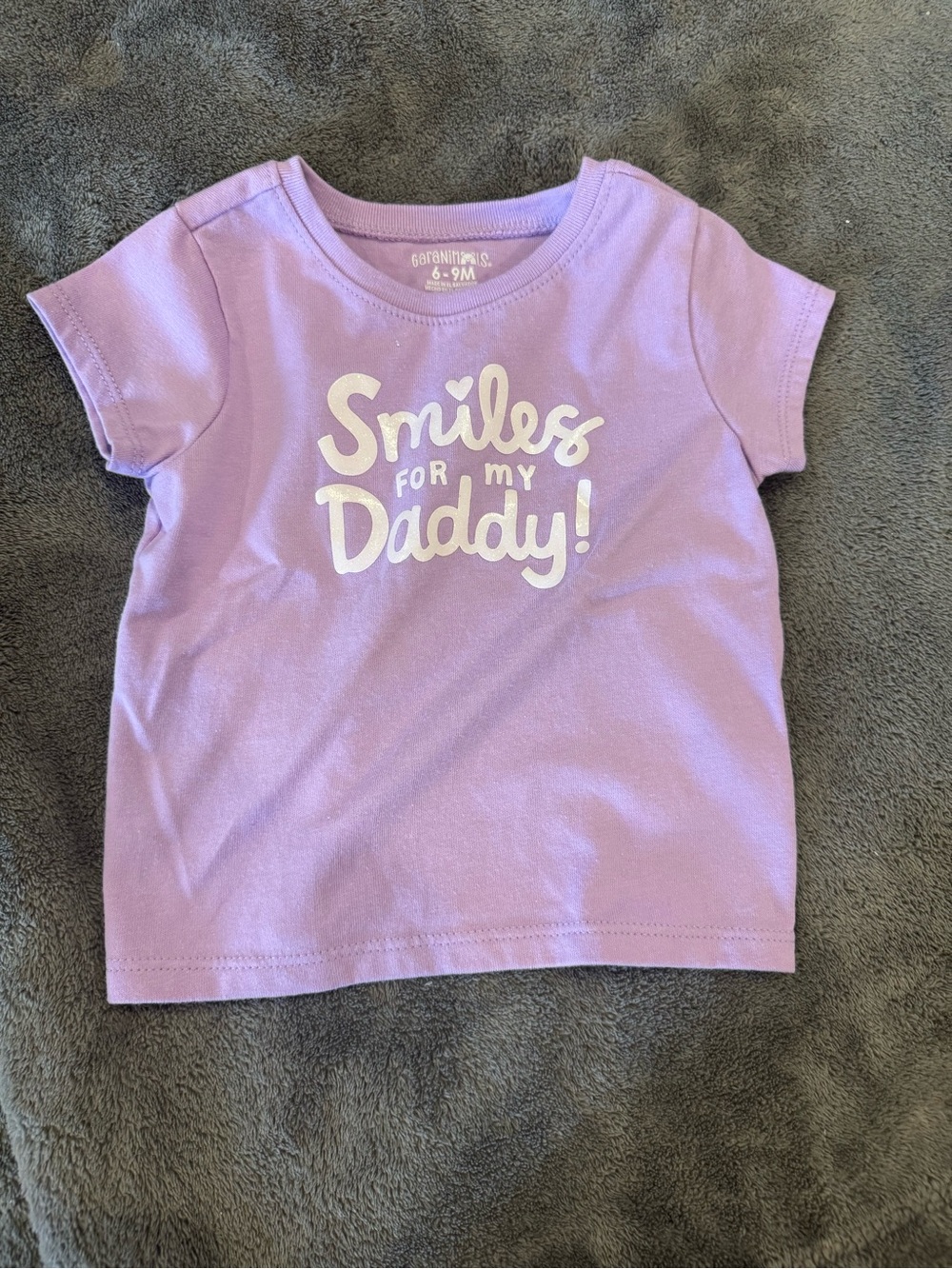Lavender Short Sleeve Tee with White 'Smiles for my Daddy' Graphic